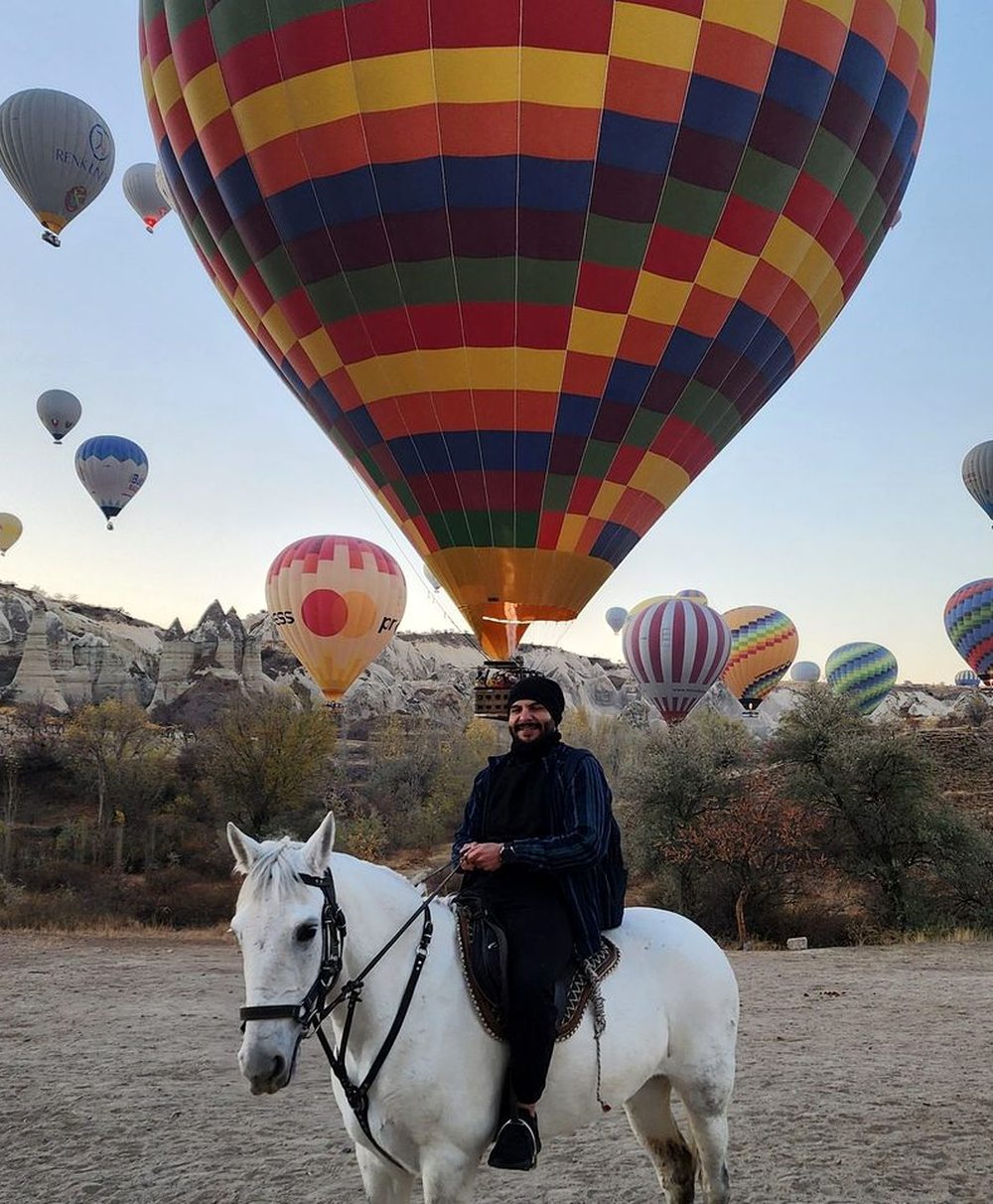 لحظة من السفر — a travel moment